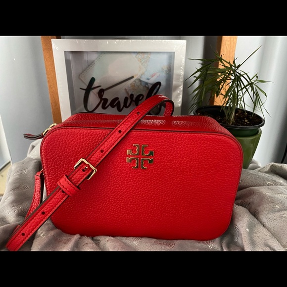 ‼️SOLD‼️Tory Burch camera crossbody bag - Picture 3 of 7